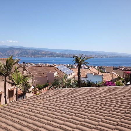 Villa Grande Messina Buitenkant foto