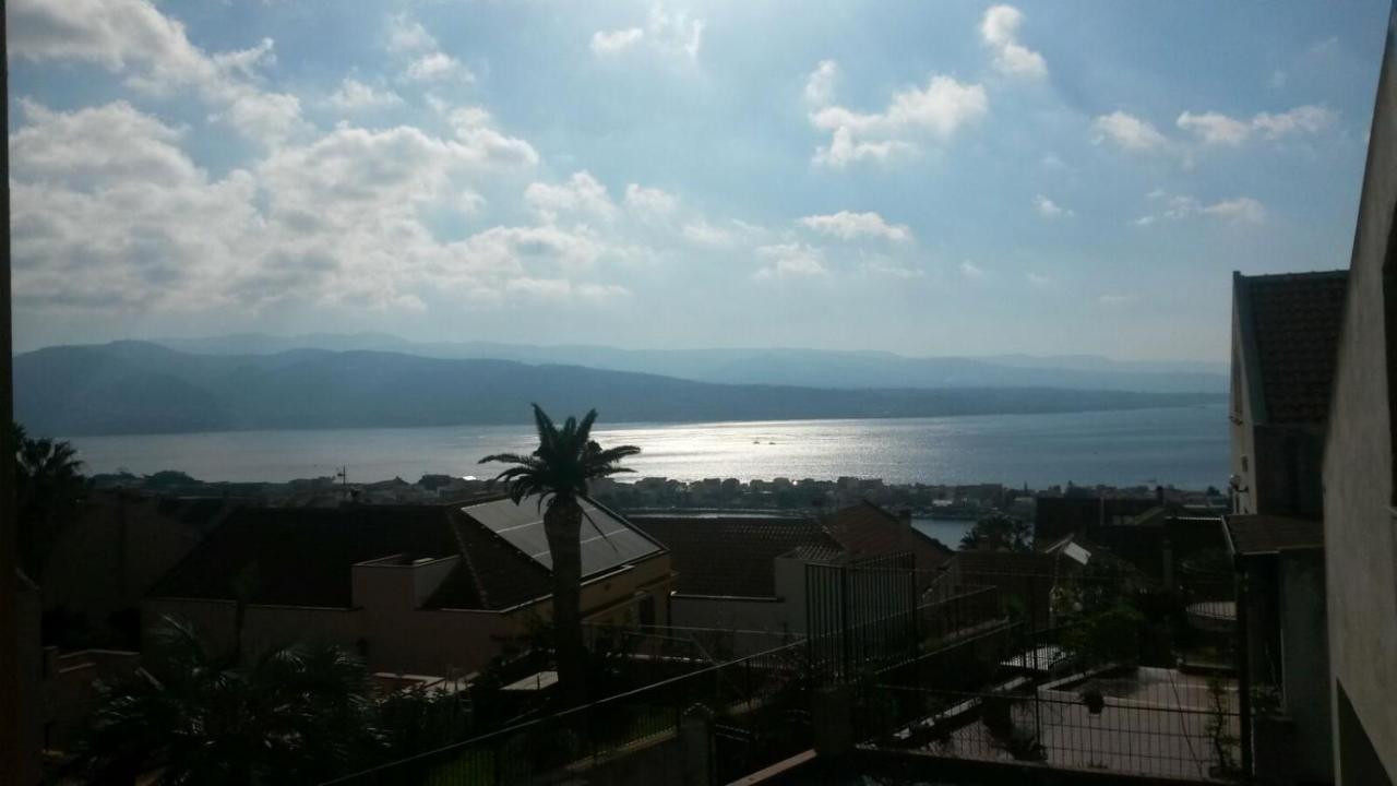 Villa Grande Messina Buitenkant foto