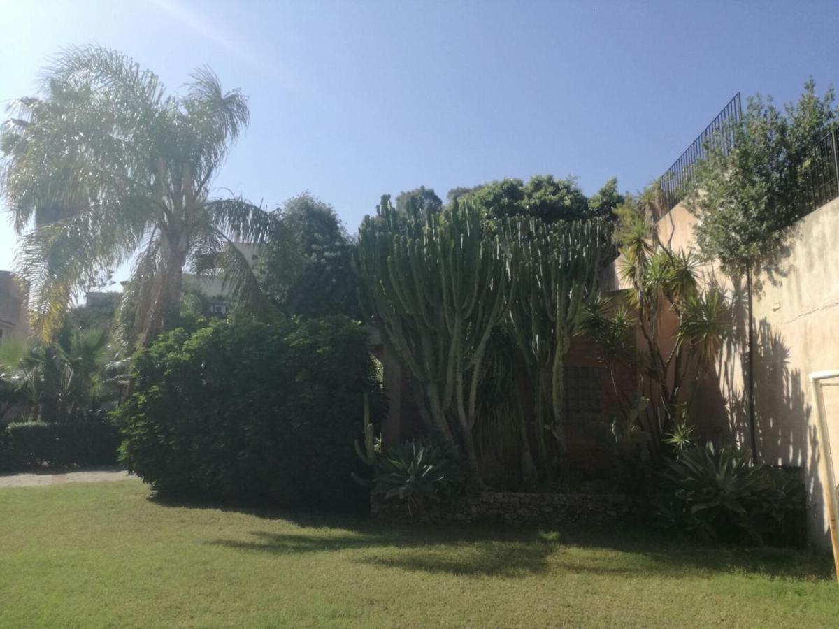 Villa Grande Messina Buitenkant foto